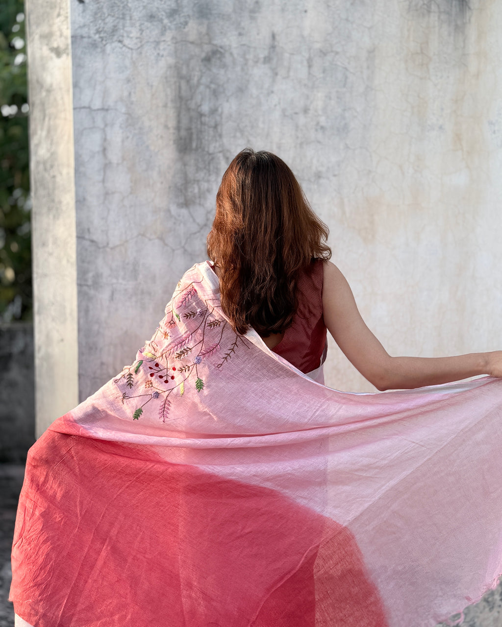 Rose | Embroidered Linen Saree