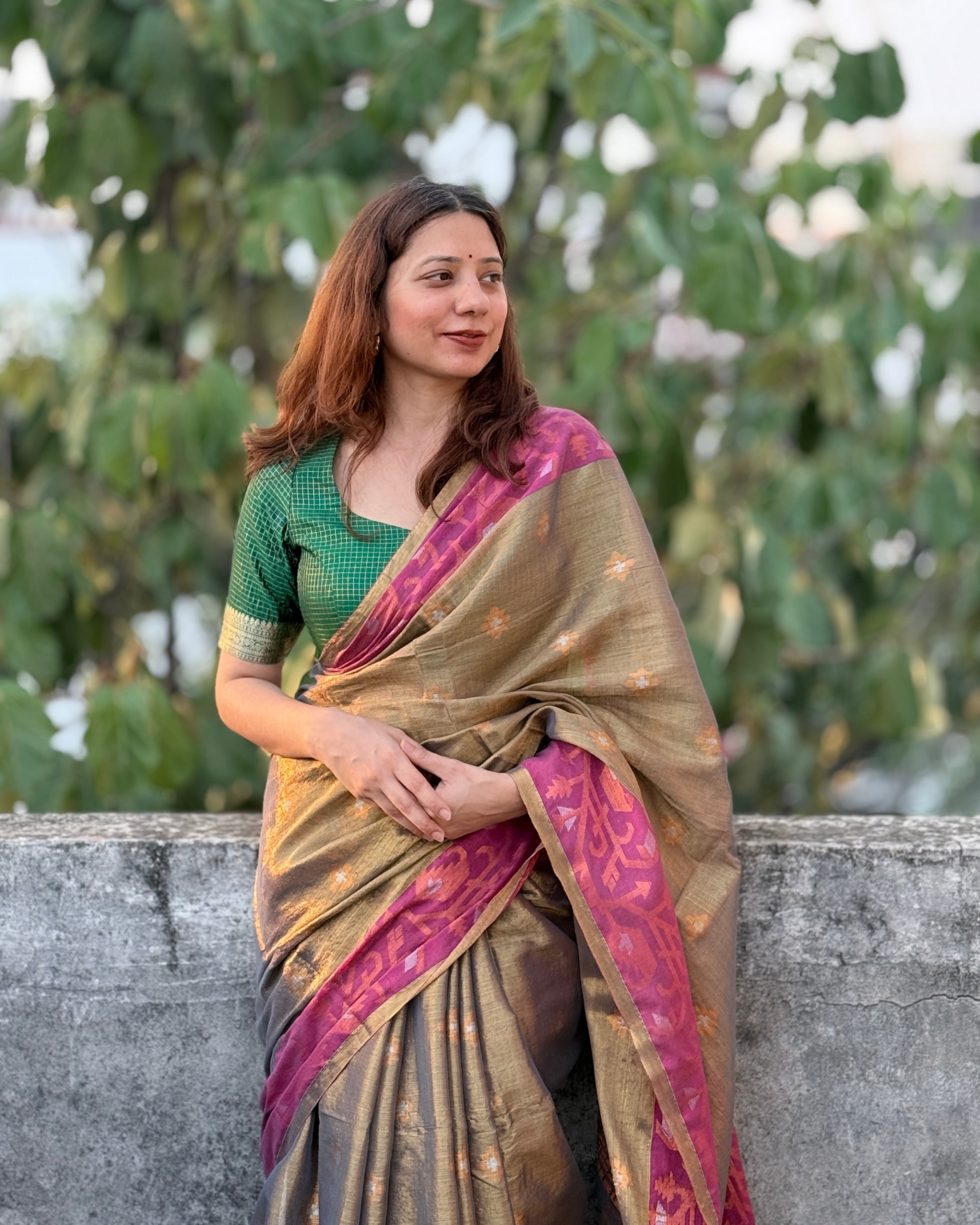 Kiran | Gold Jamdani Saree