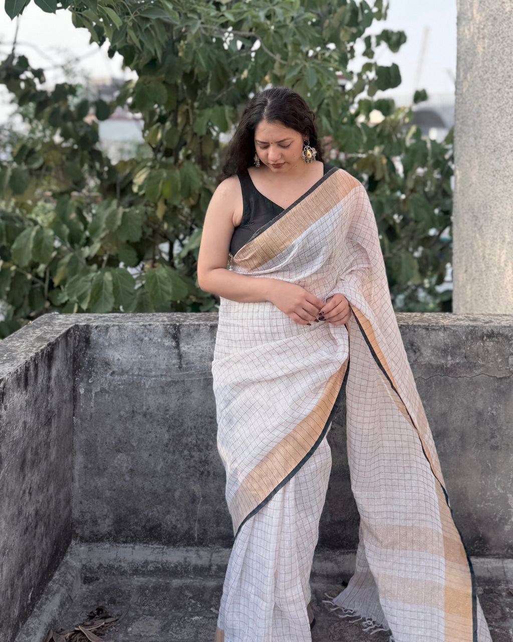 Taara | Linen Zari Checks Saree