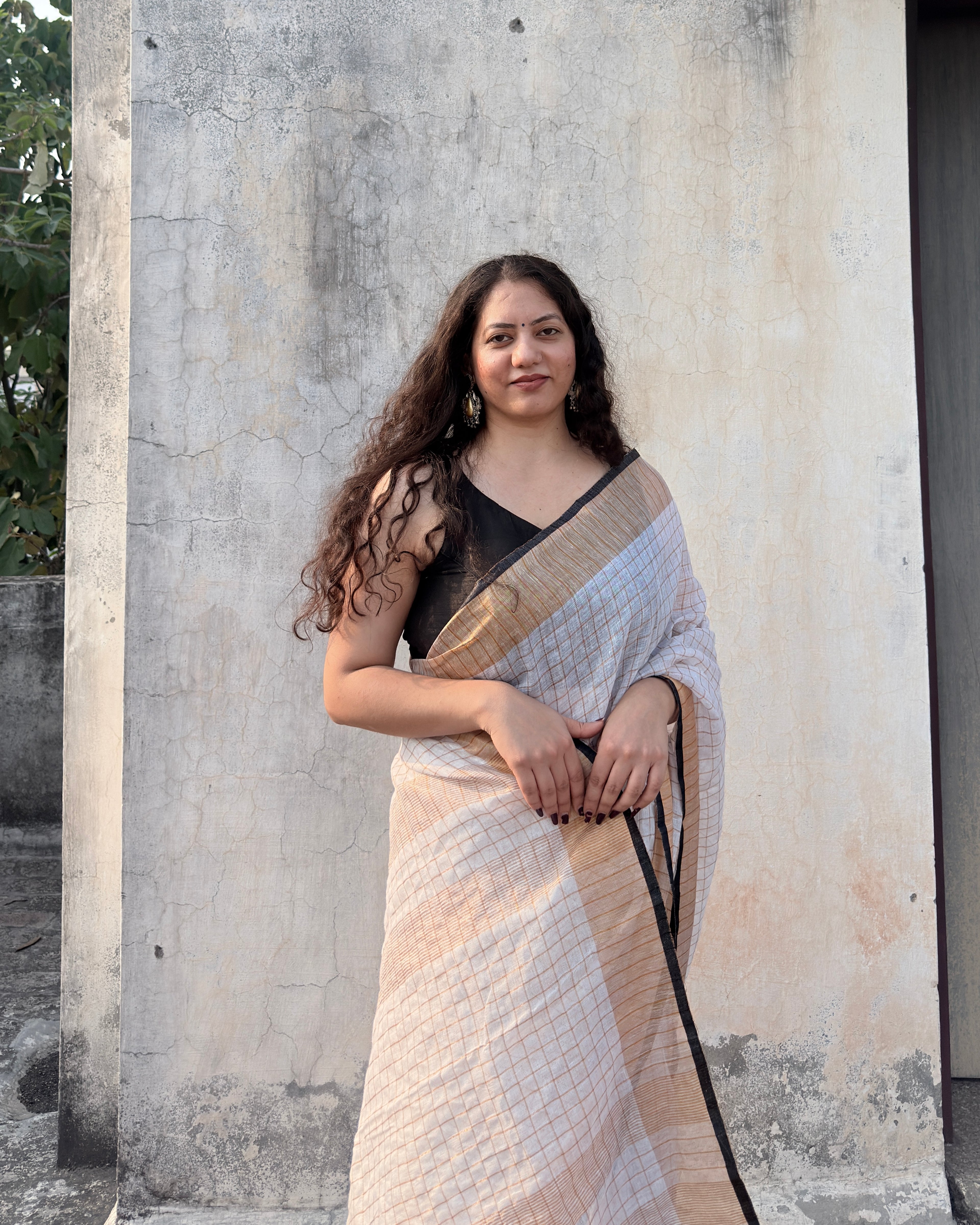 Taara | Linen Zari Checks Saree