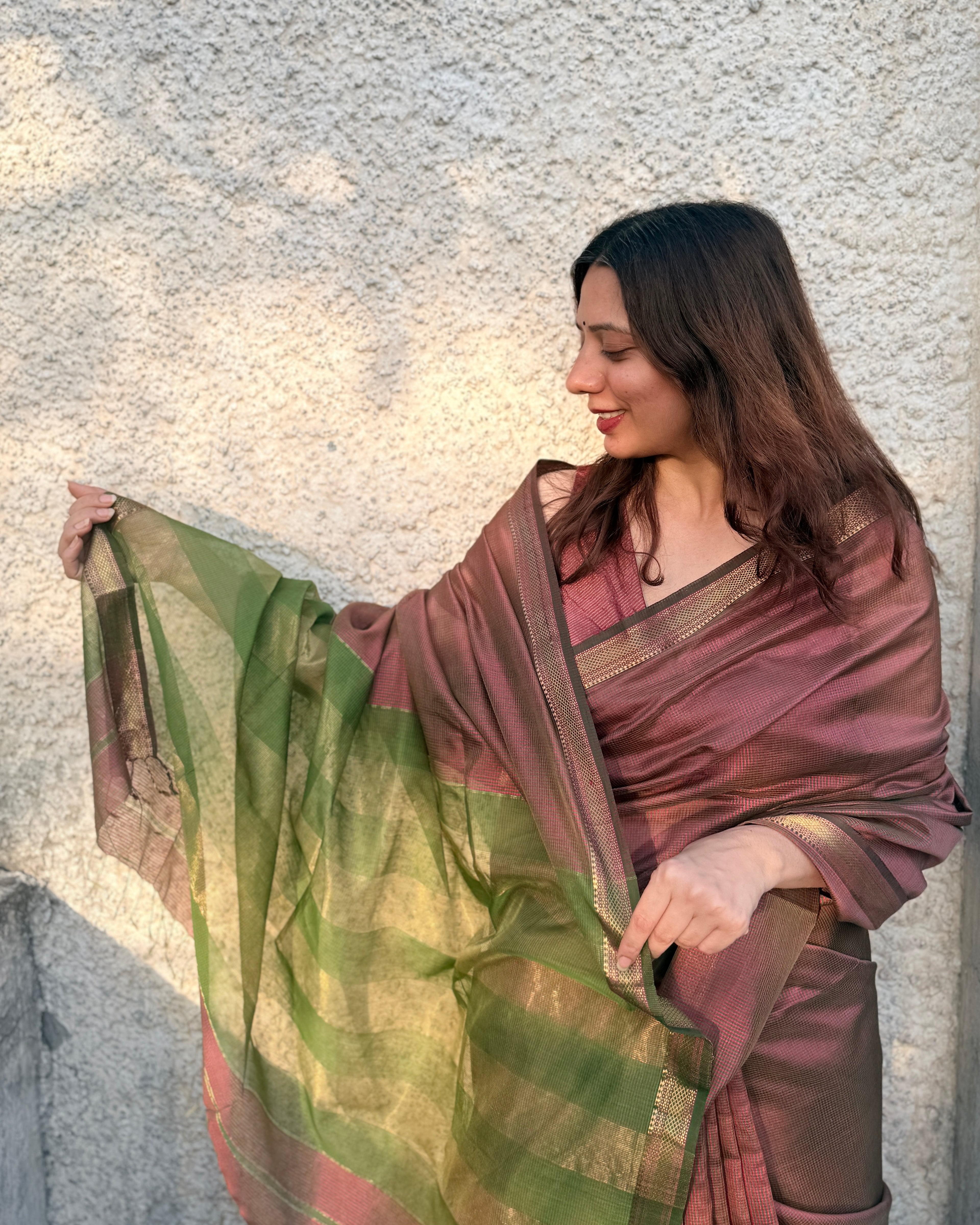 Kishmish | Pink Maheshwari Checks Saree