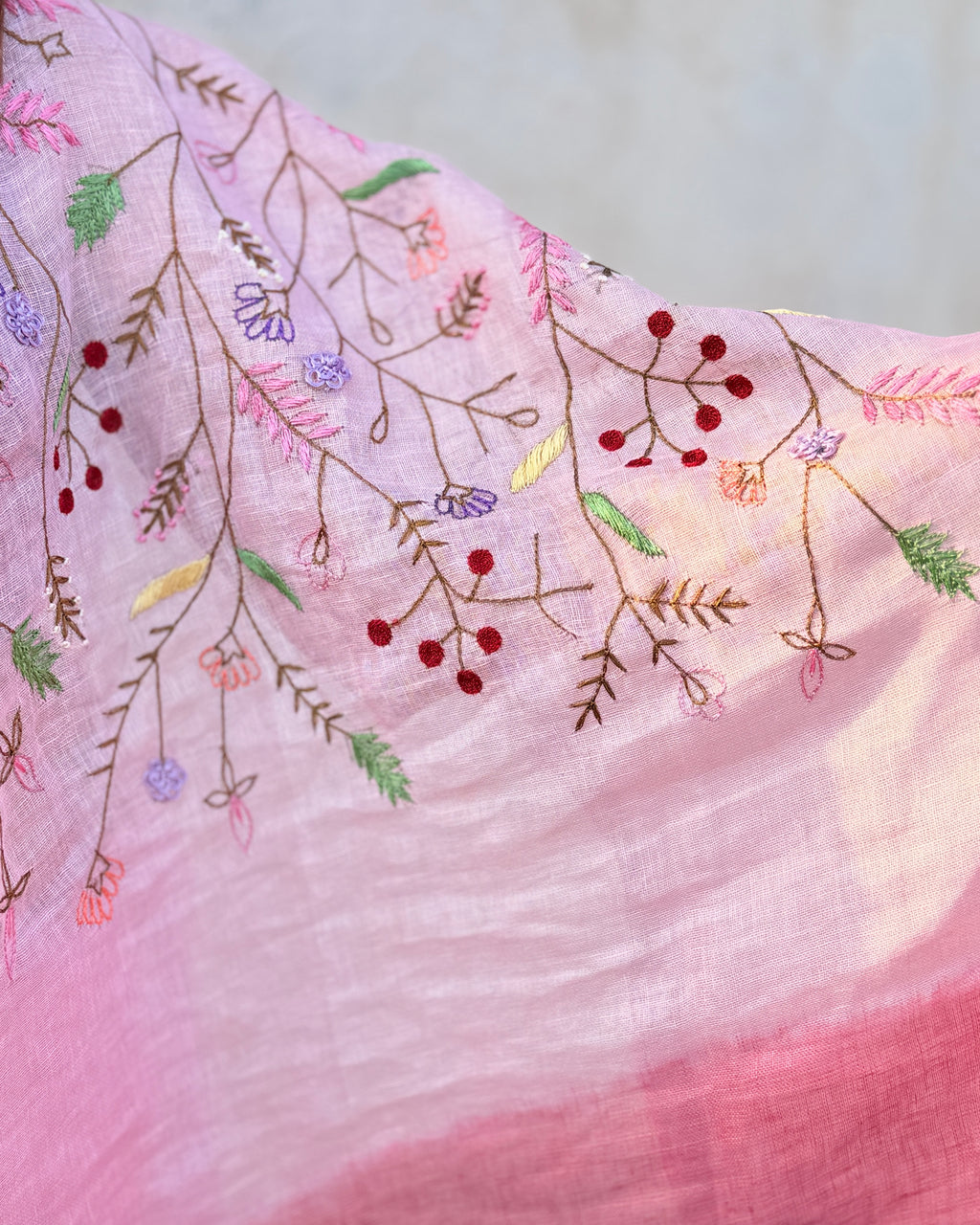 Rose | Embroidered Linen Saree