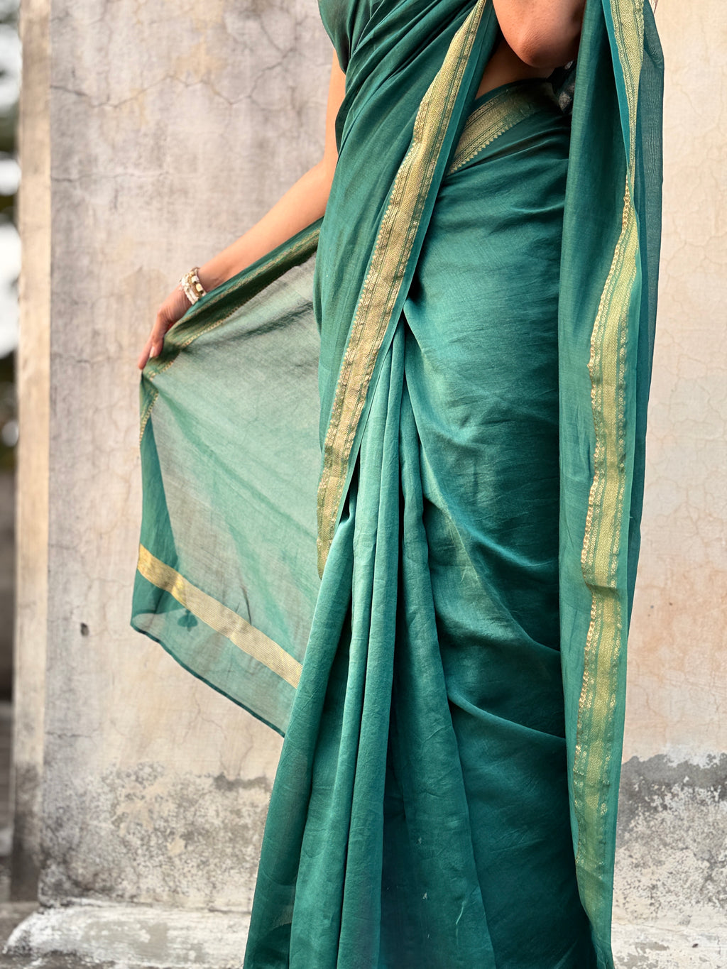 Nazaara | Emerald Green Cotton Silk Saree