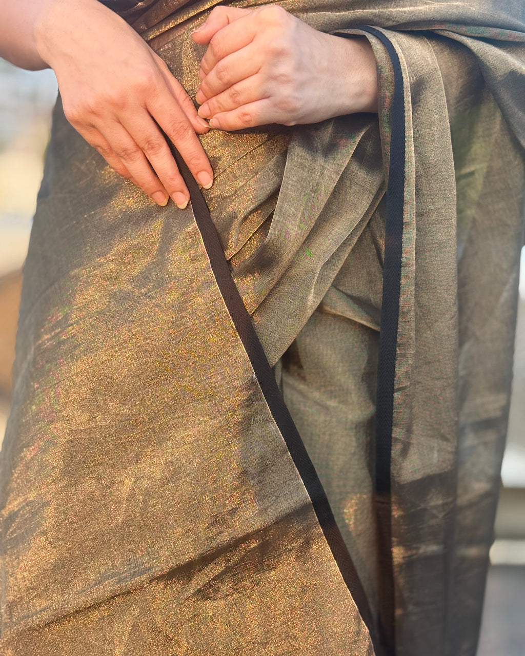 Ginni | Gold Maheshwari Silk Tissue Saree