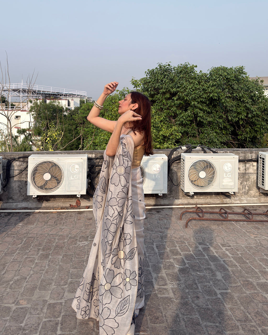 Chitra | Ivory Jamdani Saree