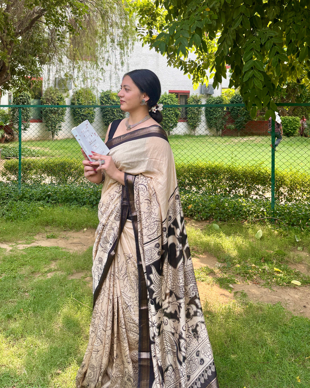 Leheriya | Ivory Modal Saree