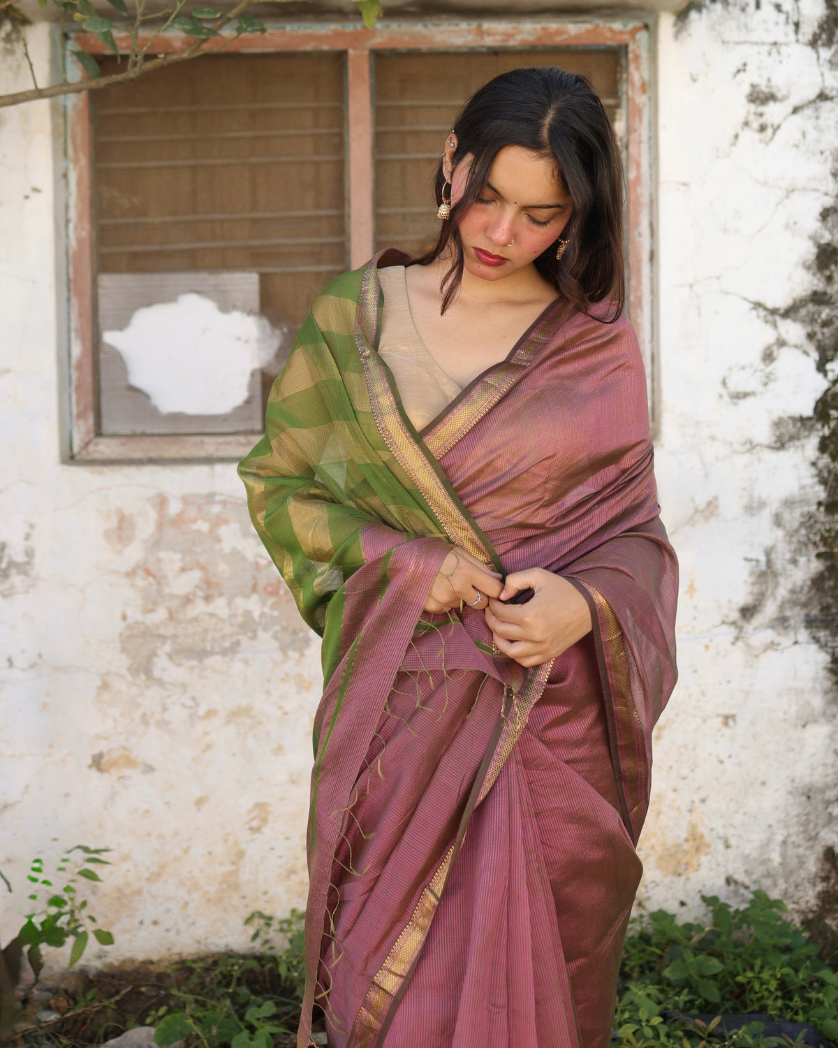 Kishmish | Pink Maheshwari Checks Saree