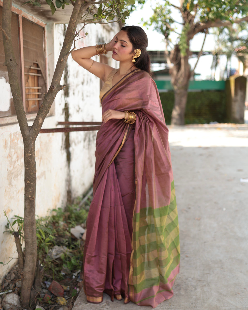 Kishmish | Pink Maheshwari Checks Saree