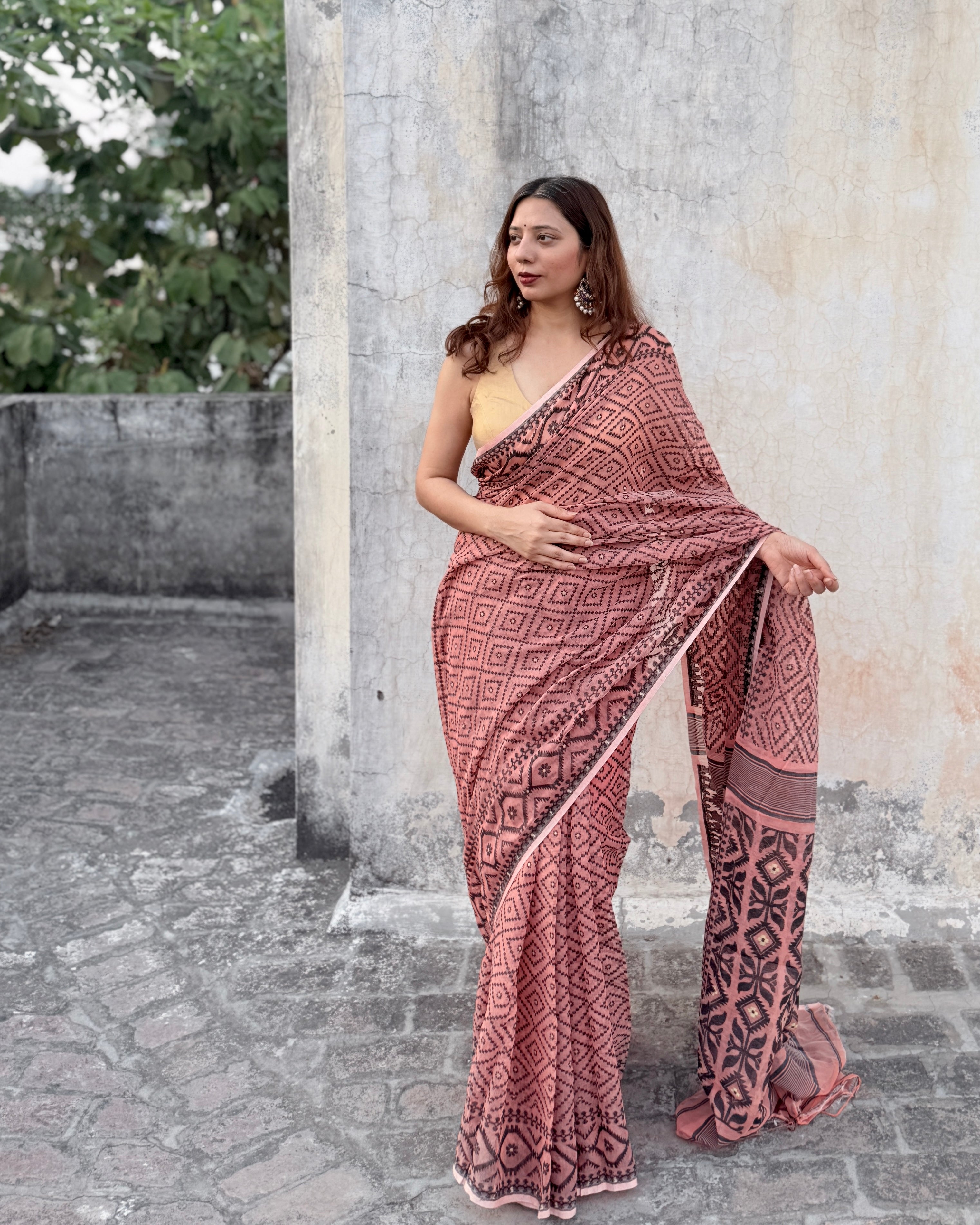 Itr | Rose Pink Jamdani Saree