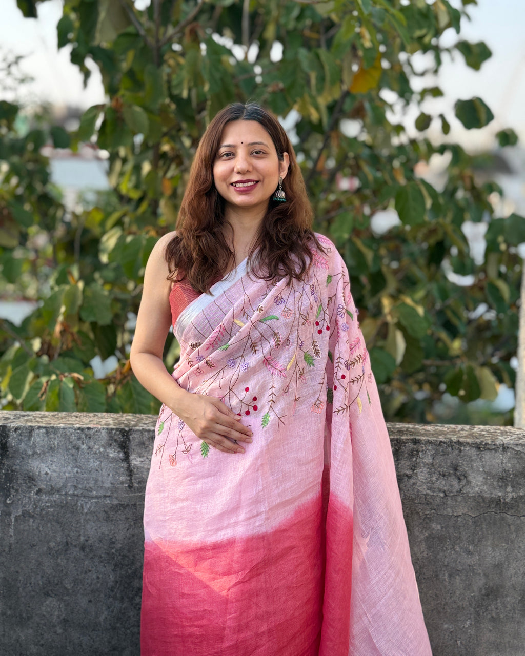 Rose | Embroidered Linen Saree