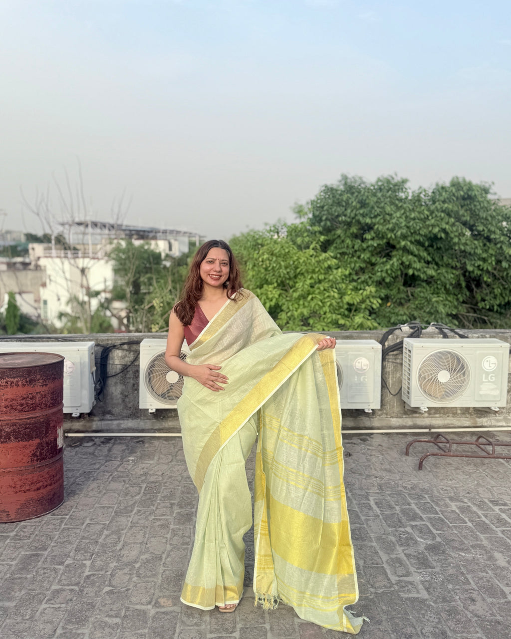 Sorbet | Green Linen Saree