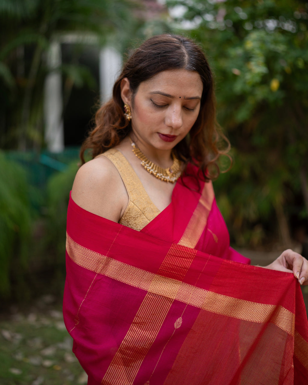 Aalta | Rani Pink Maheshwari Saree