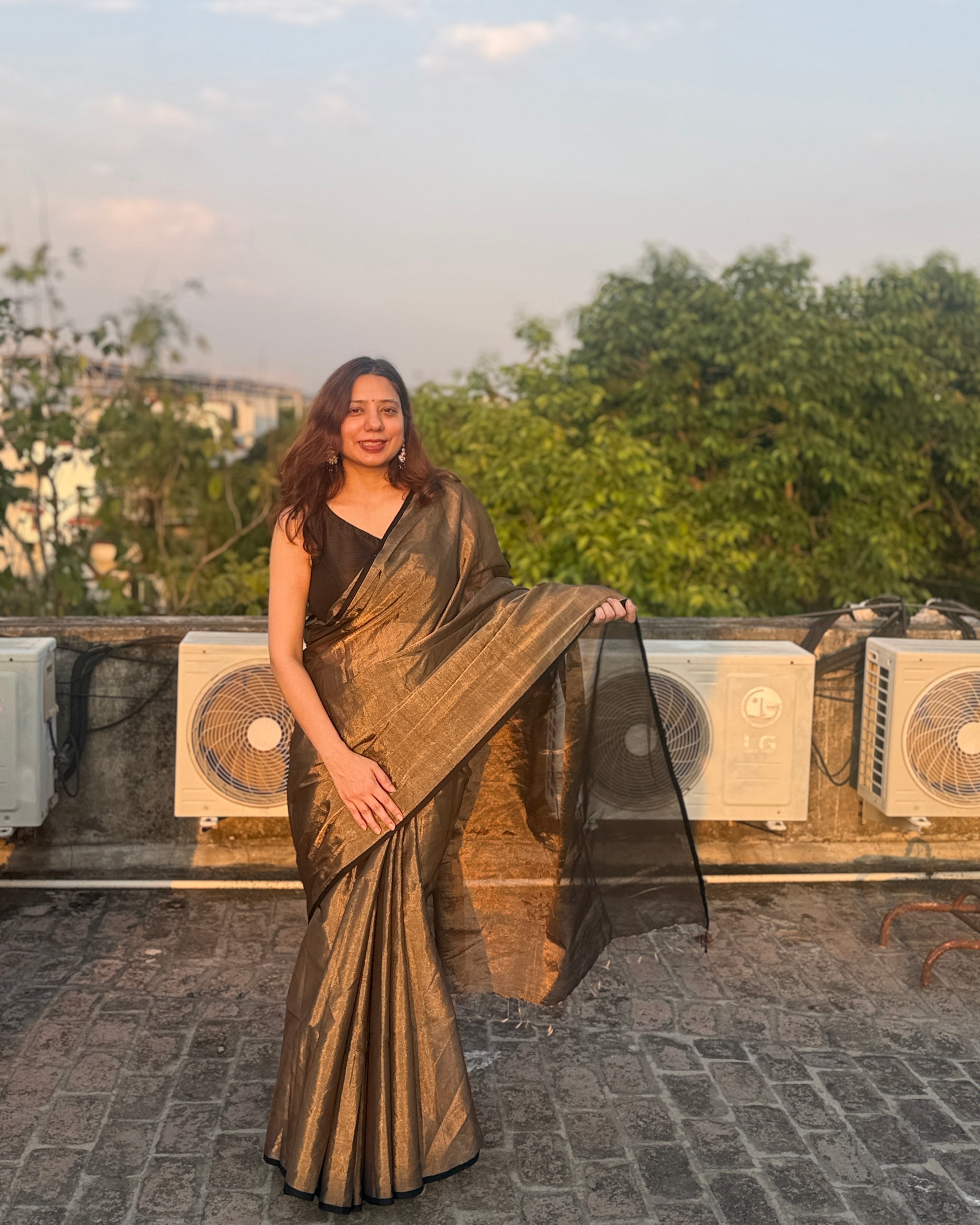 Ginni | Gold Maheshwari Silk Tissue Saree