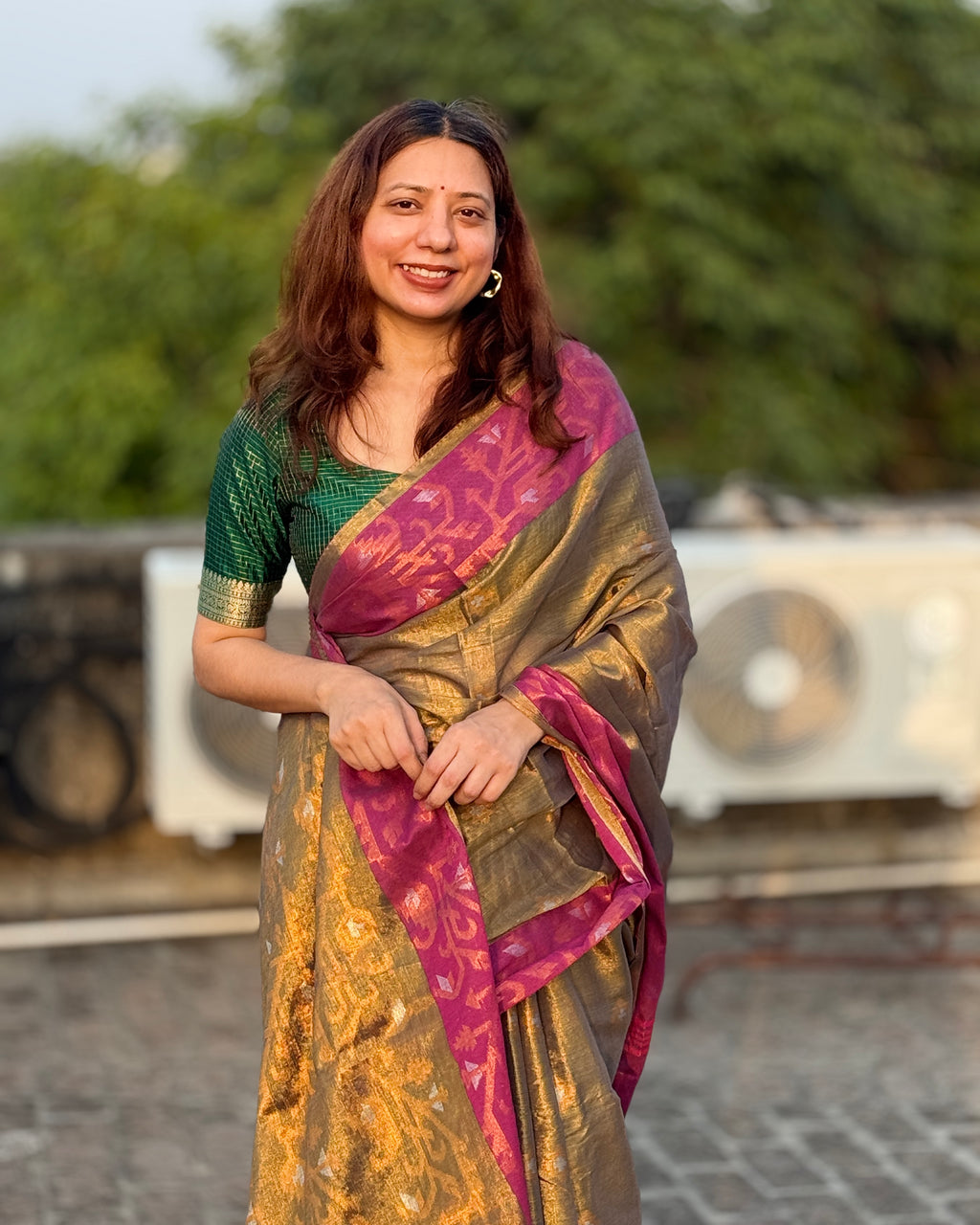 Kiran | Gold Jamdani Saree
