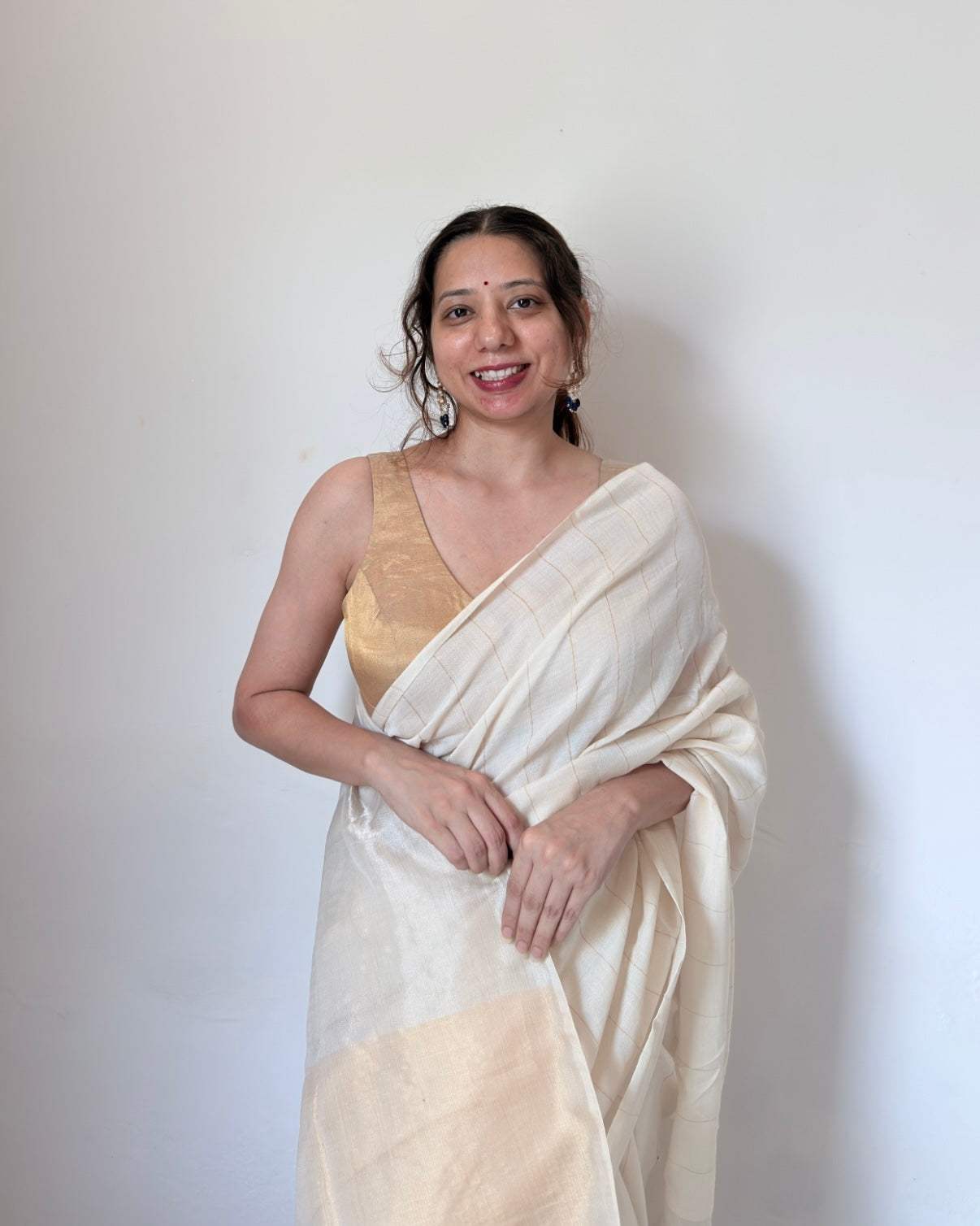 Nargis | White Twill Woven Maheshwari Saree