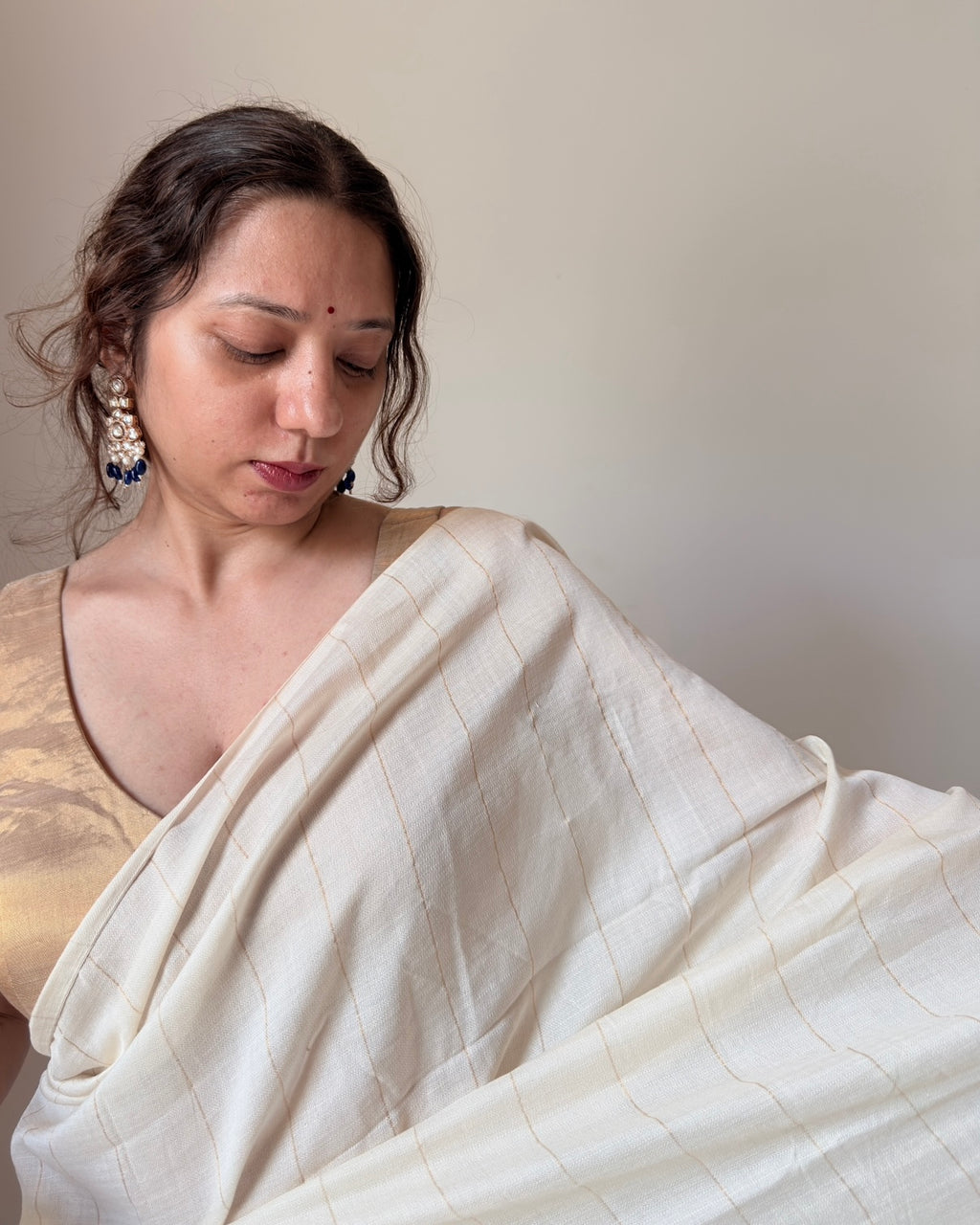 Nargis | White Twill Woven Maheshwari Saree
